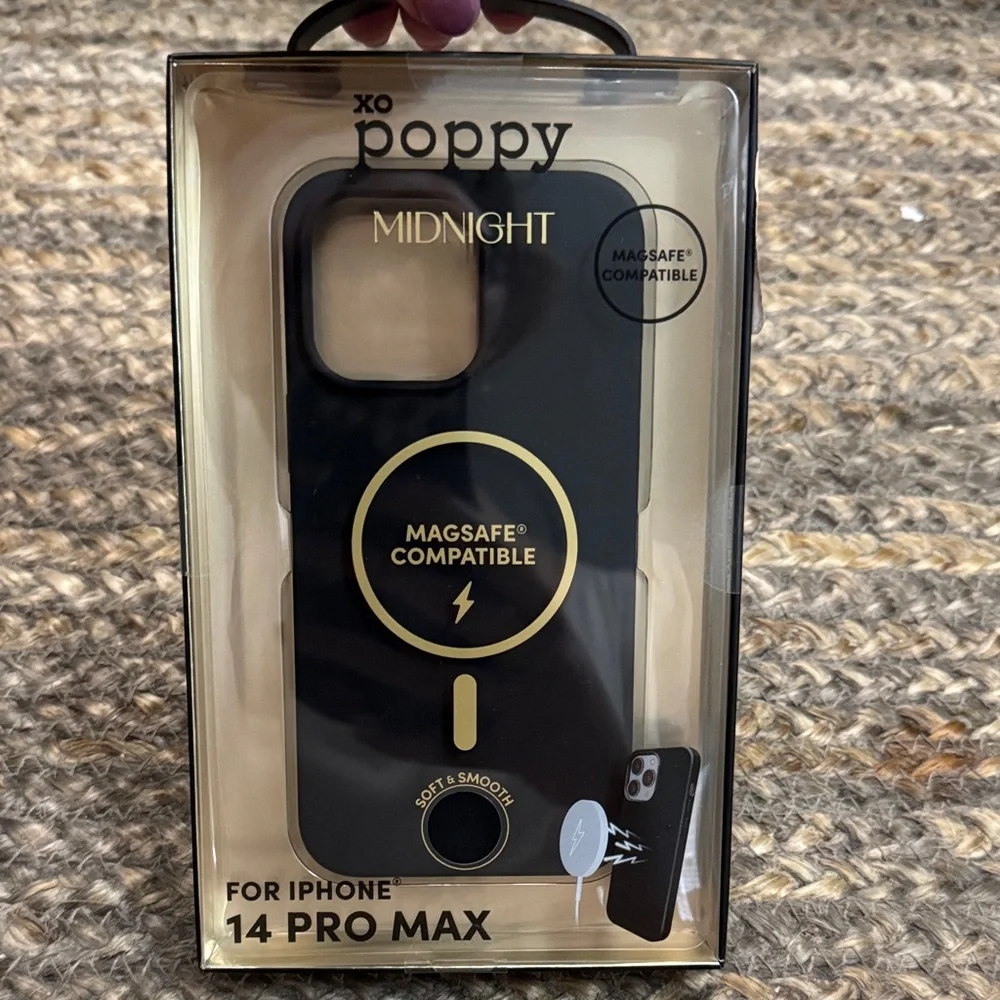 NIB🖤xo Poppy 🖤 Midnight Black iPhone 14 Pro Max Case